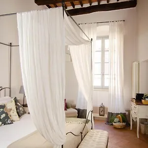  Bed & Breakfast Dimora Dell'erbe Italia